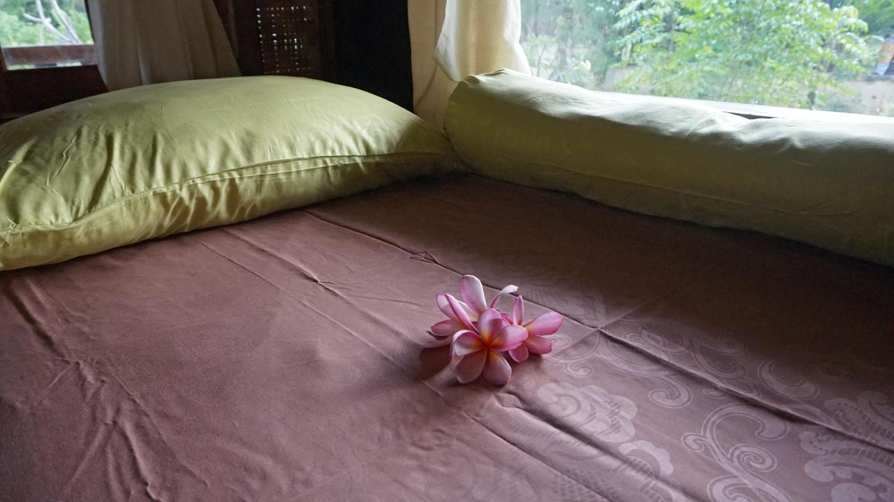 Bed and Breakfast Bale Jukung à Tanjung  Extérieur photo